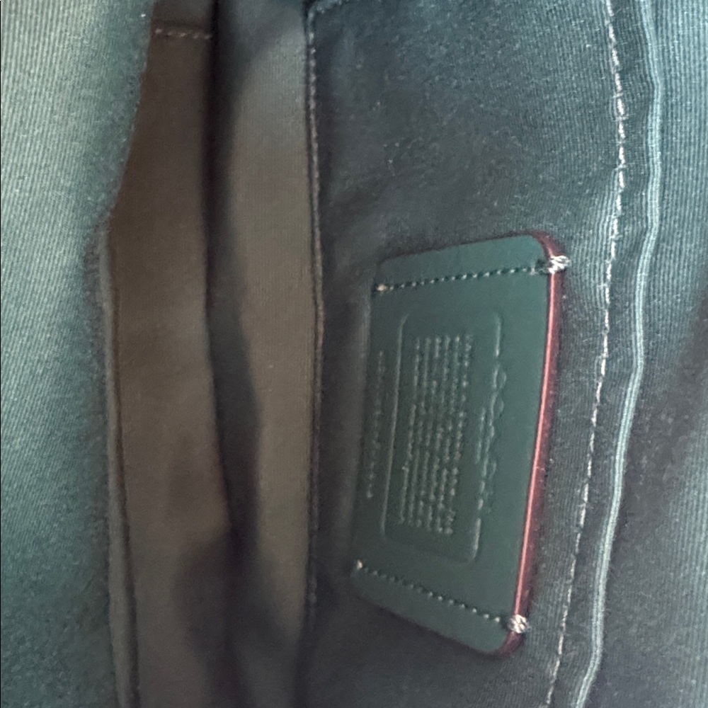 Coach Jes Green cross body bag in refined pebble leather - Picture 7 of 7